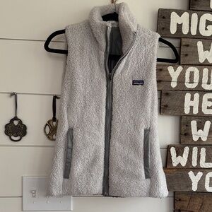 Patagonia size XS reversible vest
